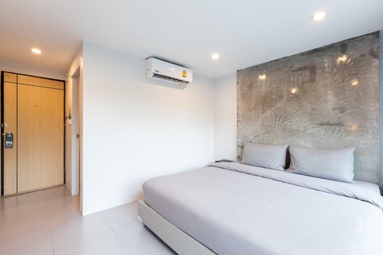 Minimal House Patong (Adults Only) Hostel Exterior foto