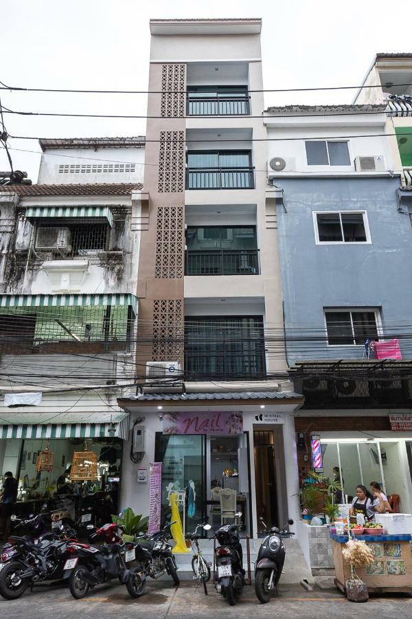 Minimal House Patong (Adults Only) Hostel Exterior foto